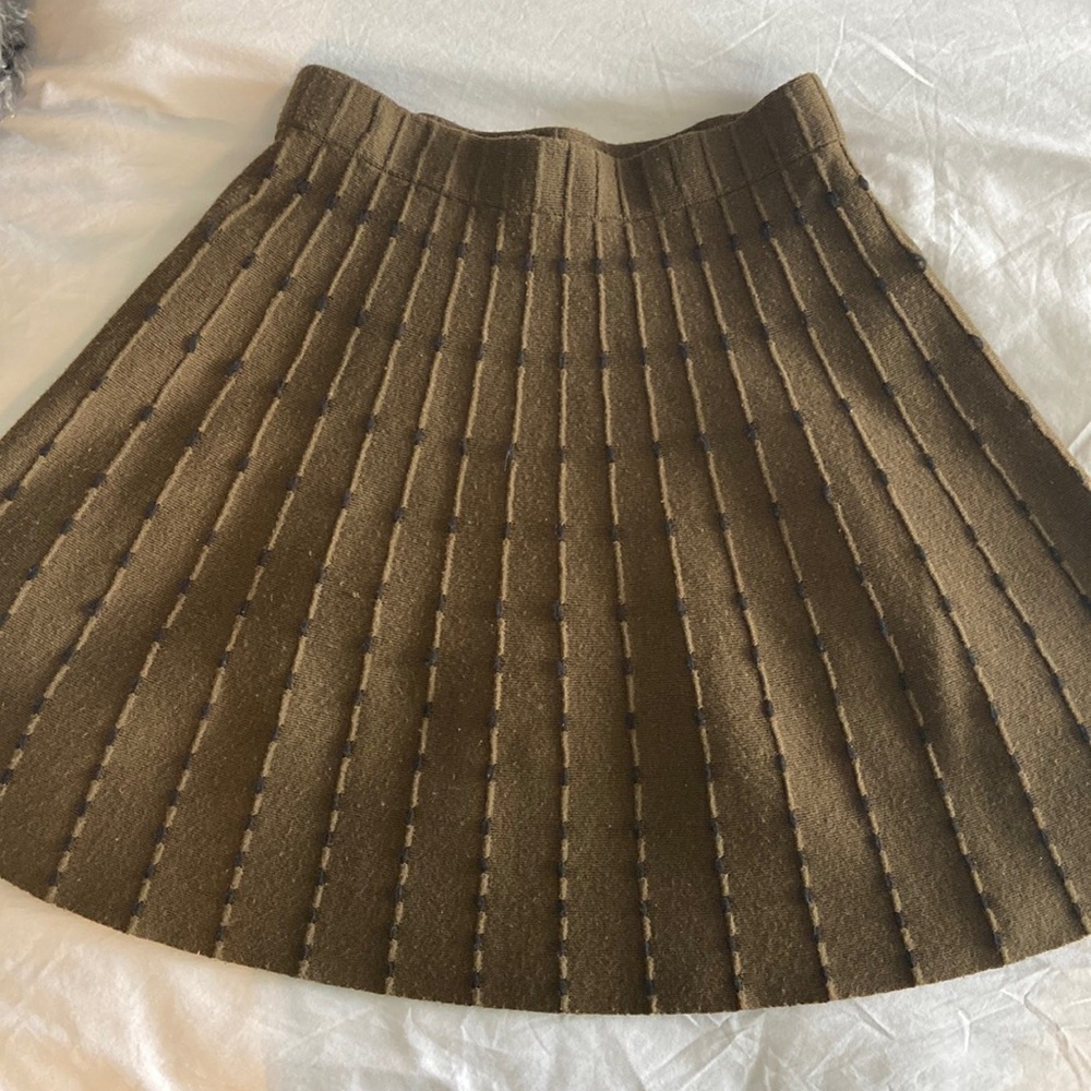 Zara military green and black skirt, size S